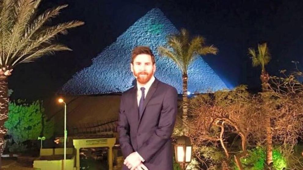 Football great Messi arrives in Egypt, visits Giza Pyramids