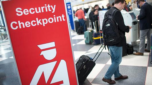 Trump’s travel ban could cost $18B in U.S. tourism, analysis shows