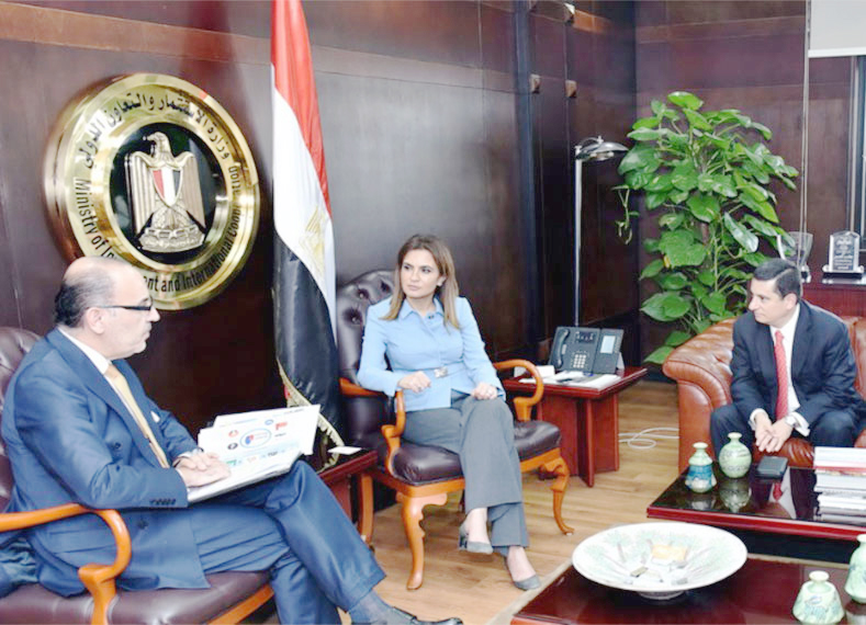 Dr. Nasr discusses Mexican investments in Egypt with CEMEX