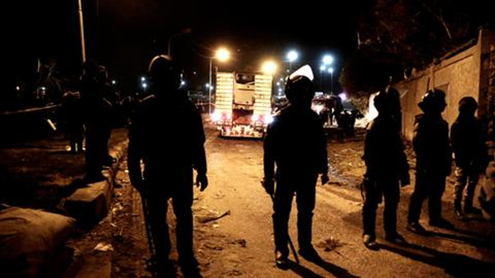 Egyptian explosives expert killed defusing a bomb near church in Cairo