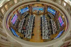 EGX Soars: Egypt’s Stock Market Hits New Highs Amid Global Enthusiasm
