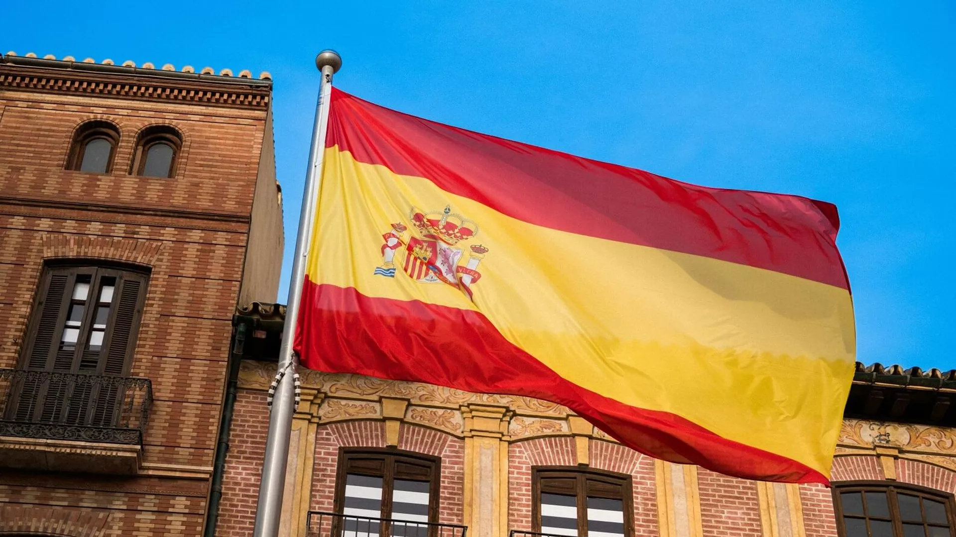 Fitch, Moody’s, S&P Lift Spain Amid Growth Surge and Investor Confidence