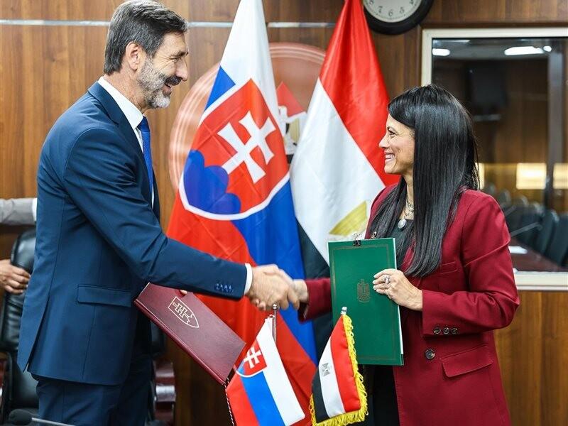 Egypt, Slovakia Sign Economic Cooperation Pact to Bolster Trade and Investment